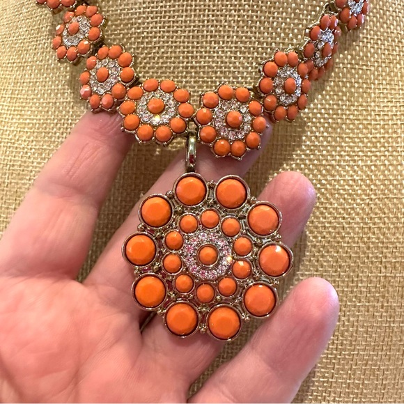 Premier Designs Statement Necklace jeweled w/ removable pendant ( pin/ brooch) - Picture 3 of 15